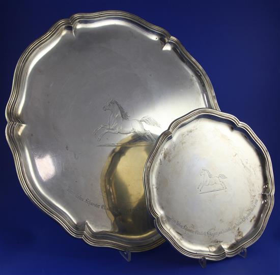 Two early 20th century German 800 standard silver salvers by Carl Busch, Hanover, 59.5 oz.